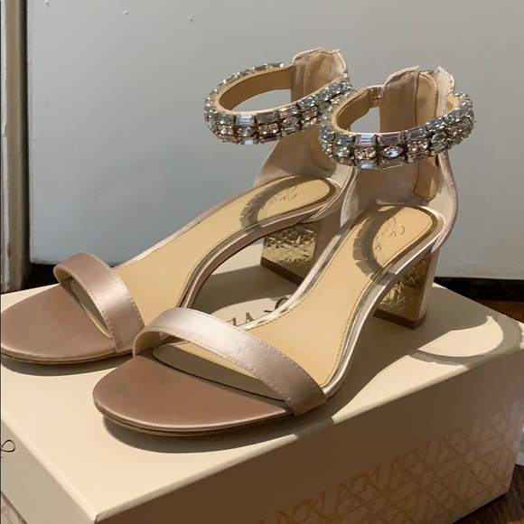 jewel badgley mischka katerina